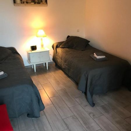 Gite De France "A L'Essentiel" Sidiailles Exterior foto